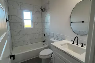 615 Luxton St, Fort Worth, TX 76104 - Photo 16