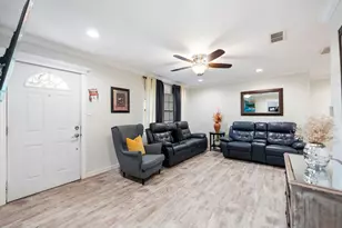 1202 W Strong Pkwy, Grand Prairie, TX 75050 - Photo 14