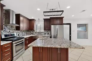 1411 Oriole Ln, Garland, TX 75042 - Photo 2