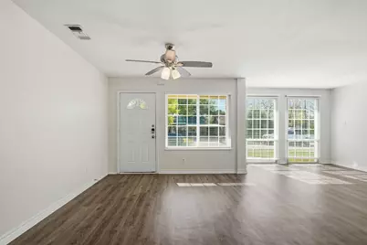 1013 Casa Drive, Mesquite, TX 75149 - Photo 4