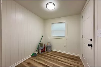 305 W Bryant Street, Elm Mott, TX 76640 - Photo 16