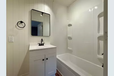 305 W Bryant Street, Elm Mott, TX 76640 - Photo 10