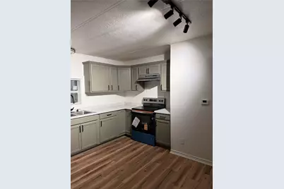 305 W Bryant Street, Elm Mott, TX 76640 - Photo 6