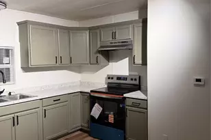 305 W Bryant St, Elm Mott, TX 76640 - Photo 6