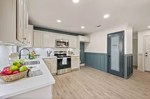 4124 Silverberry Ave, Fort Worth, TX 76137 - Photo 8