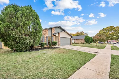 4124 Silverberry Avenue, Fort Worth, TX 76137 - Photo 4