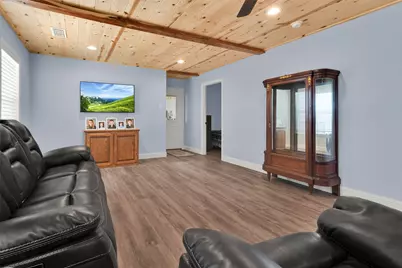 1158 County Road 1240, Savoy, TX 75479 - Photo 4