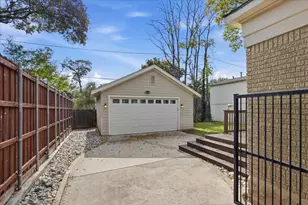 4325 Locke Ave, Fort Worth, TX 76107 - Photo 32