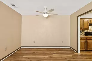 110 Lee St, Farmersville, TX 75442 - Photo 6