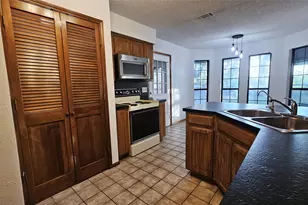 1700 Kendolph, Denton, TX 76205 - Photo 8