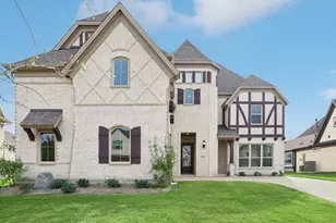 2805 Augustus Wy, Mansfield, TX 76063 - Photo 2