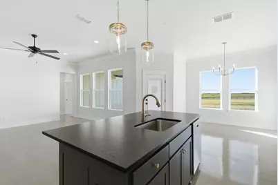 1001 Paramount Drive, Cresson, TX 76035 - Photo 8