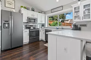 4017 Huckleberry Dr, Fort Worth, TX 76137 - Photo 14