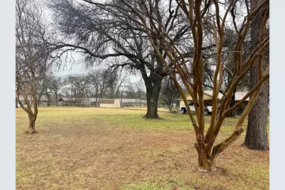 137 Gordon Drive, Azle, TX 76020 - Photo 2