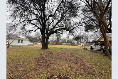 137 Gordon Drive, Azle, TX 76020 - Photo 1