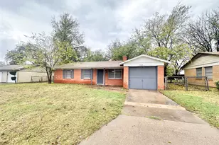 5109 Cloyce Ct, North Richland Hills, TX 76180 - Photo 2