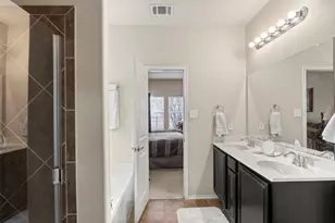 107 Holly St, Waxahachie, TX 75165 - Photo 24