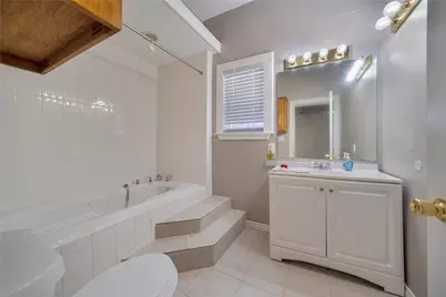 1015 W Walker Street, Denison, TX 75020 - Photo 26