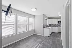 331 Hopewell St, Grand Prairie, TX 75052 - Photo 12