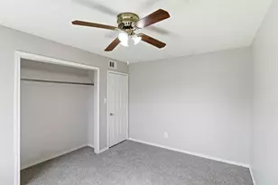 331 Hopewell St, Grand Prairie, TX 75052 - Photo 14