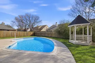 331 Hopewell St, Grand Prairie, TX 75052 - Photo 10
