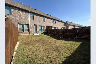 624 Hutchinson Lane, Lewisville, TX 75077 - Photo 34