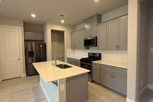 624 Hutchinson Ln, Lewisville, TX 75077 - Photo 8