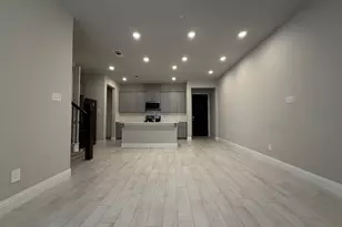 624 Hutchinson Ln, Lewisville, TX 75077 - Photo 10