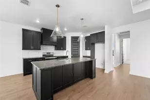 307 Boots Ct, Lorena, TX 76655 - Photo 6