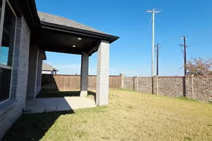 1922 Renwick Dr, Celina, TX 75009 - Photo 22