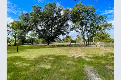 945 Brickyard Road, West, TX 76691 - Photo 6
