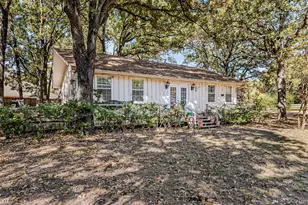 121 Pollyanna Dr, Gun Barrel City, TX 75156 - Photo 1