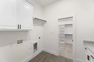 1027 Arbor Hls Ct, Poolville, TX 76487 - Photo 18