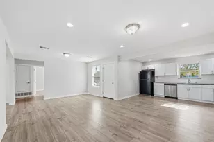 1032 Hoke Smith Dr, Dallas, TX 75224 - Photo 2