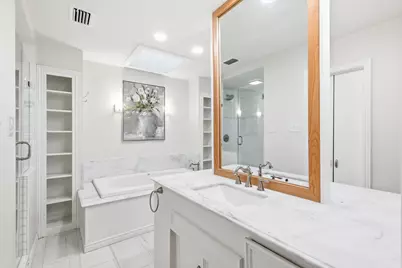 2813 Raintree Drive, Carrollton, TX 75006 - Photo 24