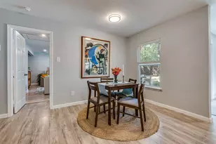 105 Shadow Ln, Euless, TX 76039 - Photo 16