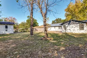 6920 Robinhood Ln, Fort Worth, TX 76112 - Photo 24