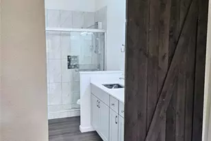 8601 Park Ln, Dallas, TX 75231 - Photo 12