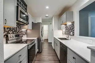 8601 Park Ln, Dallas, TX 75231 - Photo 2