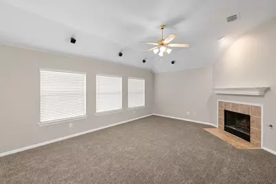 511 Rocky Creek Drive, Mansfield, TX 76063 - Photo 18