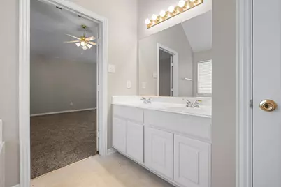511 Rocky Creek Drive, Mansfield, TX 76063 - Photo 22