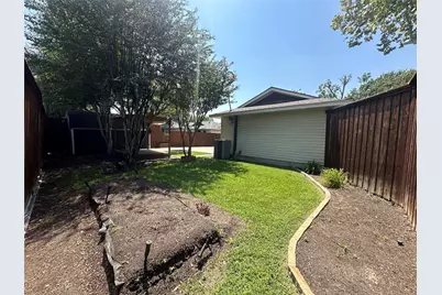 9630 Livenshire Drive, Dallas, TX 75238 - Photo 38