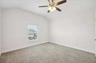 313 Marble Creek Dr, Fort Worth, TX 76131 - Photo 16