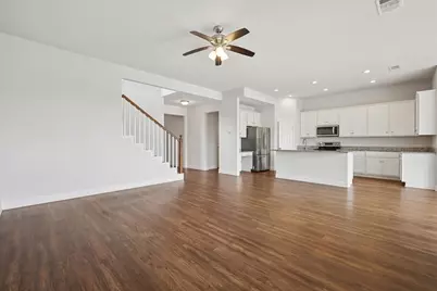 313 Marble Creek Drive, Fort Worth, TX 76131 - Photo 8