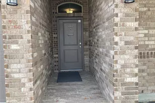 16004 Farringdon St, Fort Worth, TX 76247 - Photo 4