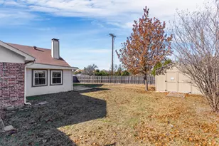 5801 Winell Dr, Garland, TX 75043 - Photo 32