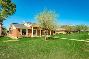 10216 Carry Back Cir, Dallas, TX 75229 - Photo 26