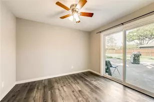 10216 Carry Back Cir, Dallas, TX 75229 - Photo 8