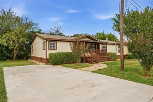 105 Bridle Trail, Hewitt, TX 76643 - Photo 2