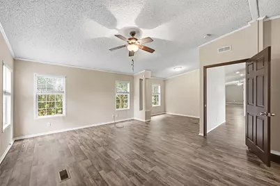 105 Bridle Trail, Hewitt, TX 76643 - Photo 8